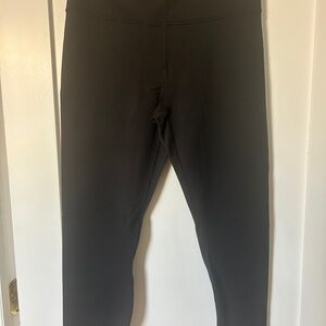 Fabletics - Define PowerHold High-Waisted 7/8 Black Leggings